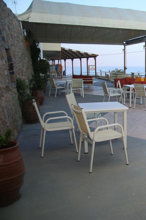 Santa Marina Apartments Rodakino Exterior foto