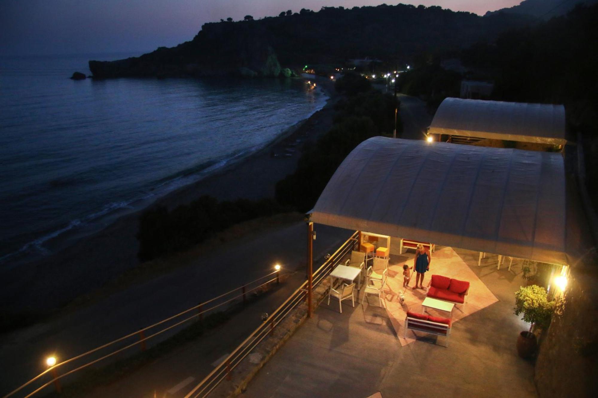 Santa Marina Apartments Rodakino Exterior foto